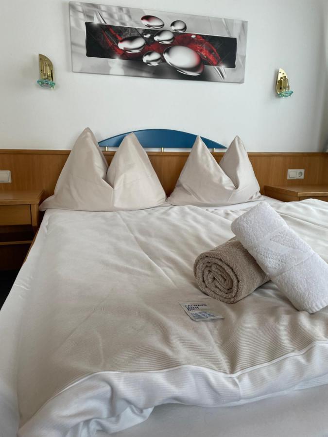 Hotel Die Metzgerstubn Санкт-Міхель-ім-Лунгау Екстер'єр фото